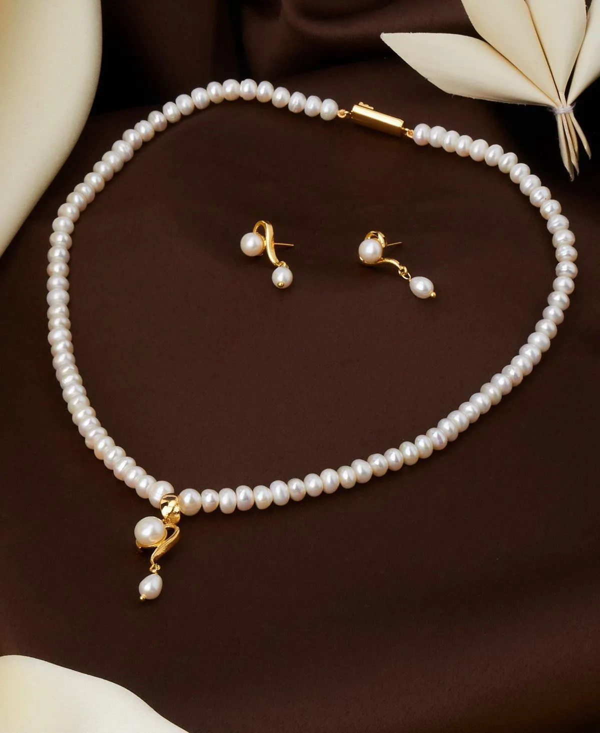 Elegant Real Pearl Necklace Set