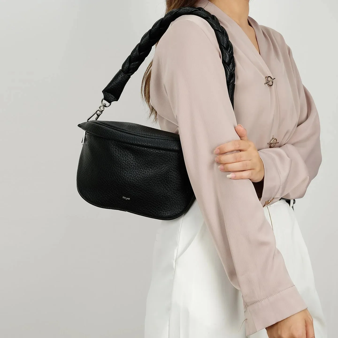 Kenny Sling Shoulder Bag