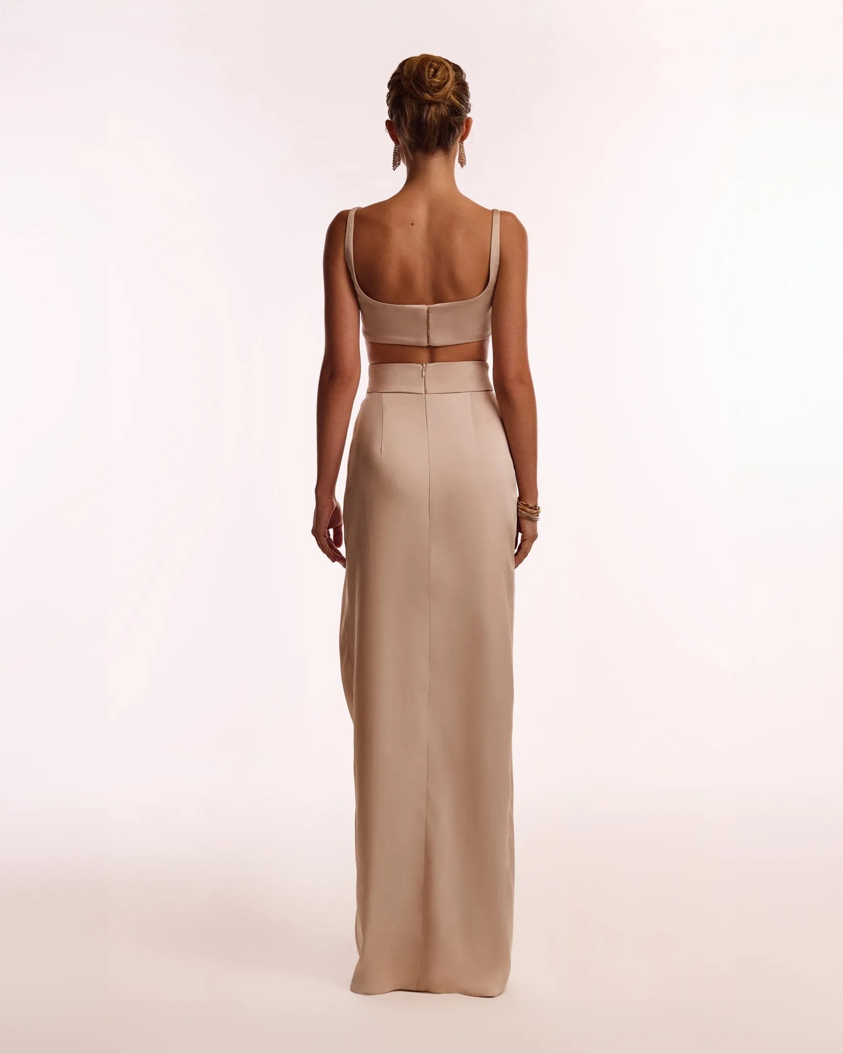 Refined high-waisted maxi satin skirt with a slit