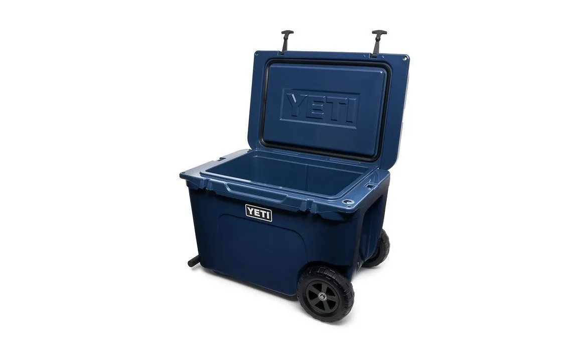 Yeti Tundra Haul Wheeled Cooler - Navy