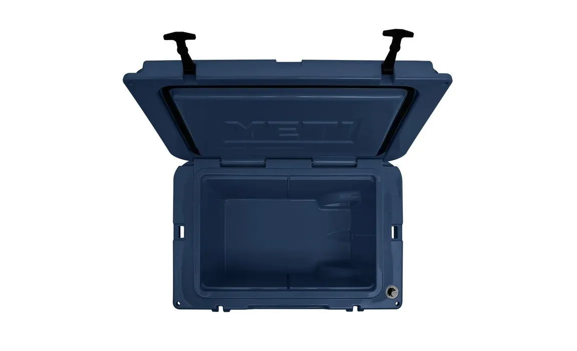 Yeti Tundra Haul Wheeled Cooler - Navy